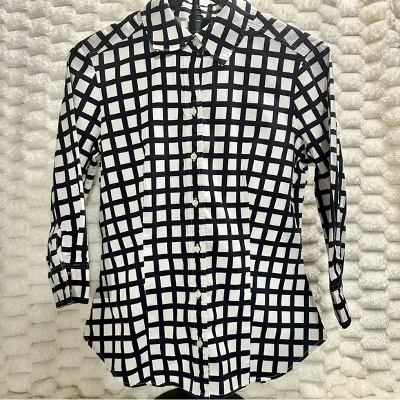 Women Monochrome Checkered Blouse - Picture 1 of 6